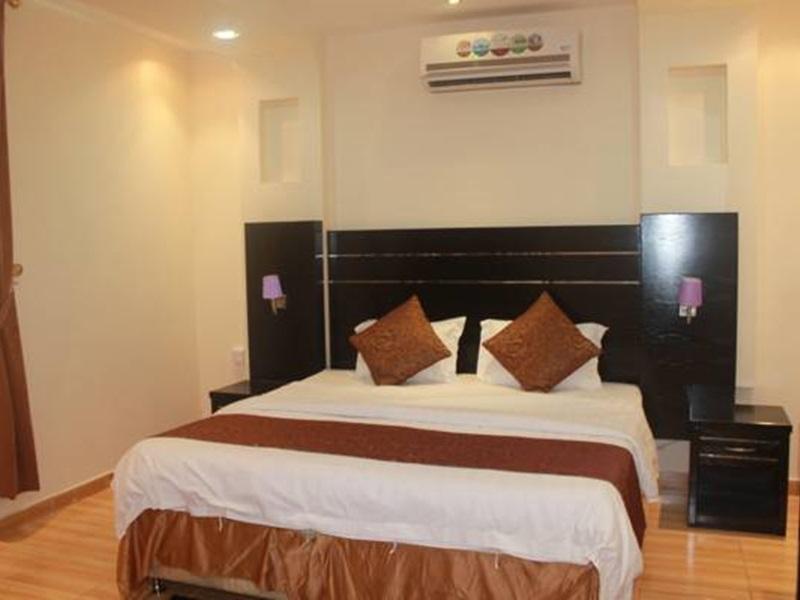 Talin Star Suites Ar Riyad Esterno foto