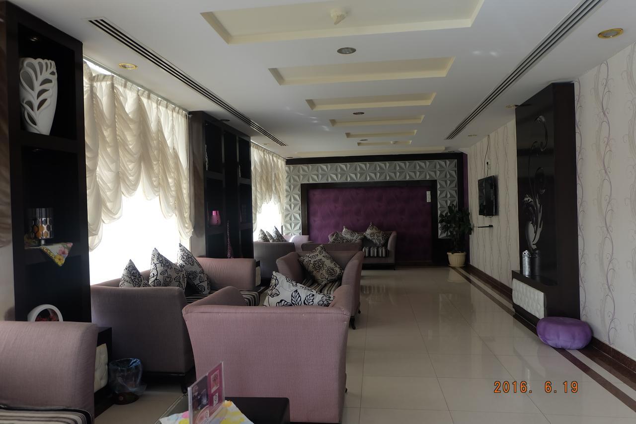 Talin Star Suites Ar Riyad Esterno foto